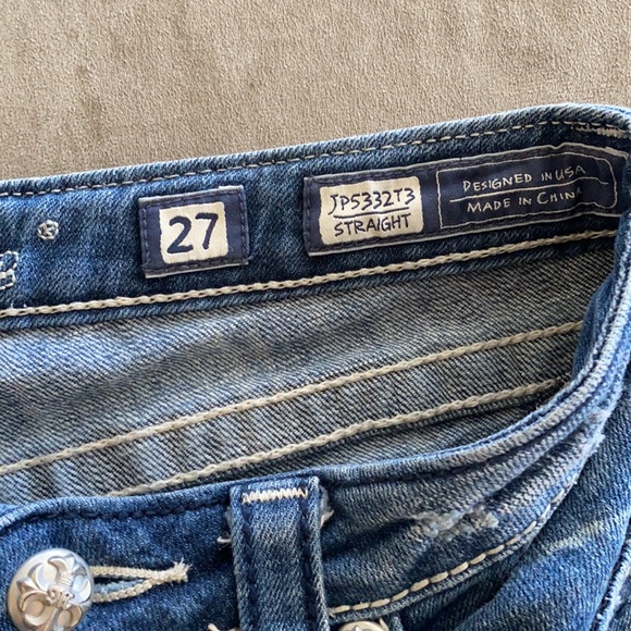 Miss Me Jean’s - Picture 5 of 8